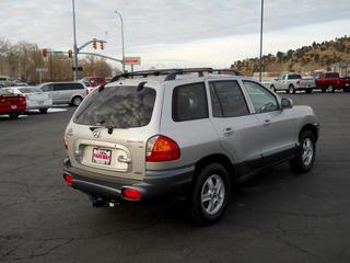 Hyundai Santa Fe 2004 photo 3