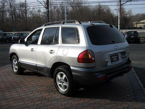 Hyundai Santa Fe 2004 photo 3