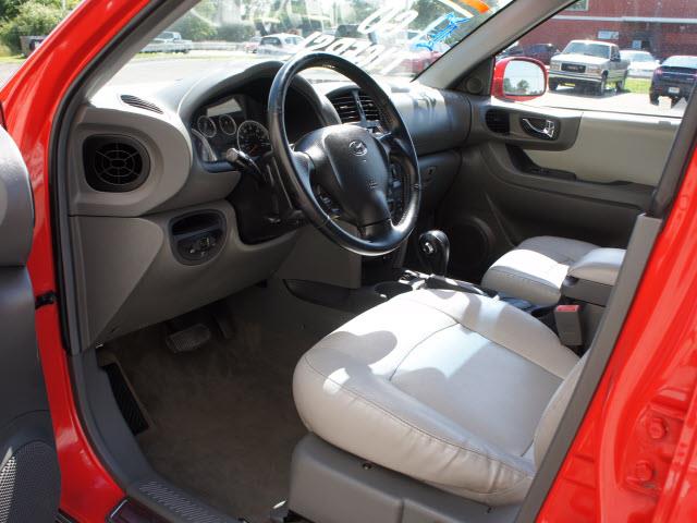Hyundai Santa Fe 2005 photo 2