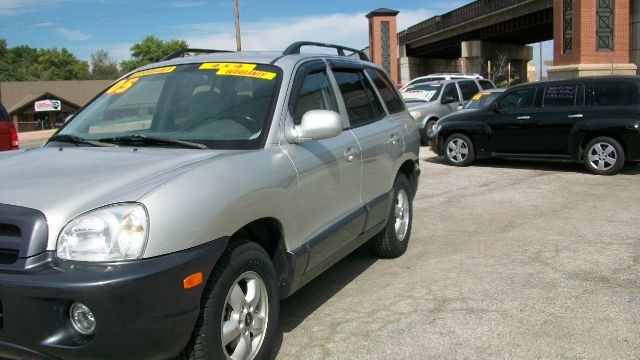 Hyundai Santa Fe 2005 photo 2