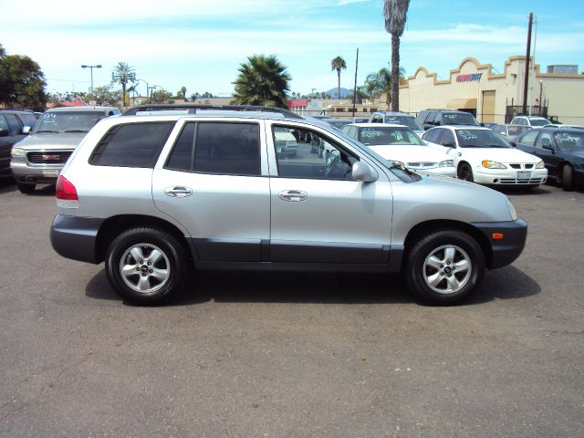 Hyundai Santa Fe 2005 photo 1