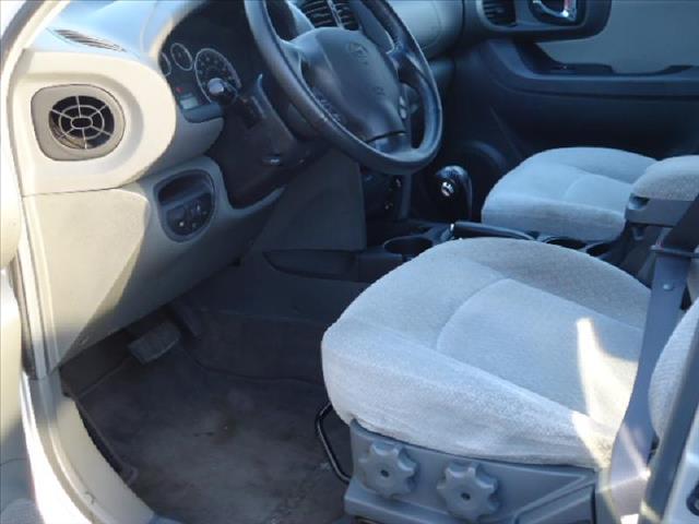 Hyundai Santa Fe 2005 photo 3
