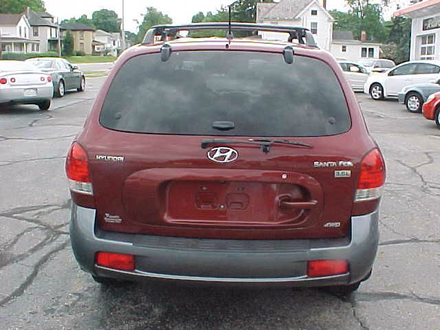 Hyundai Santa Fe 2005 photo 4