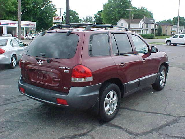 Hyundai Santa Fe 2005 photo 9