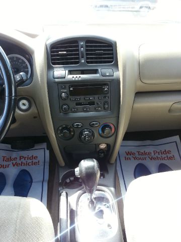 Hyundai Santa Fe 2005 photo 2