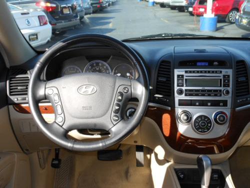 Hyundai Santa Fe SE Other