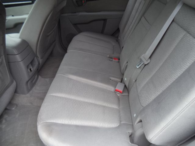 Hyundai Santa Fe FWD 4dr Sport SUV