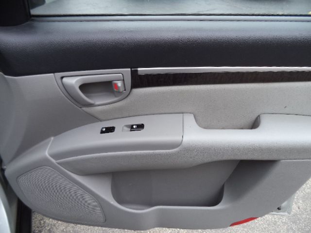 Hyundai Santa Fe 2007 photo 17