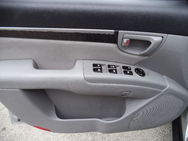 Hyundai Santa Fe 2007 photo 8