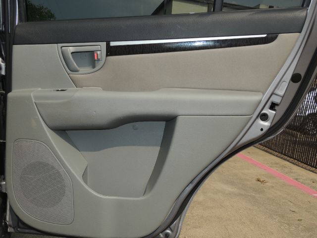 Hyundai Santa Fe 2007 photo 8