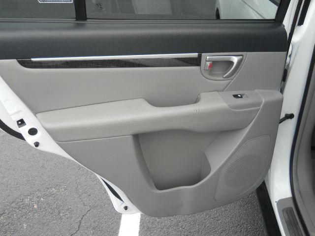 Hyundai Santa Fe 2007 photo 16