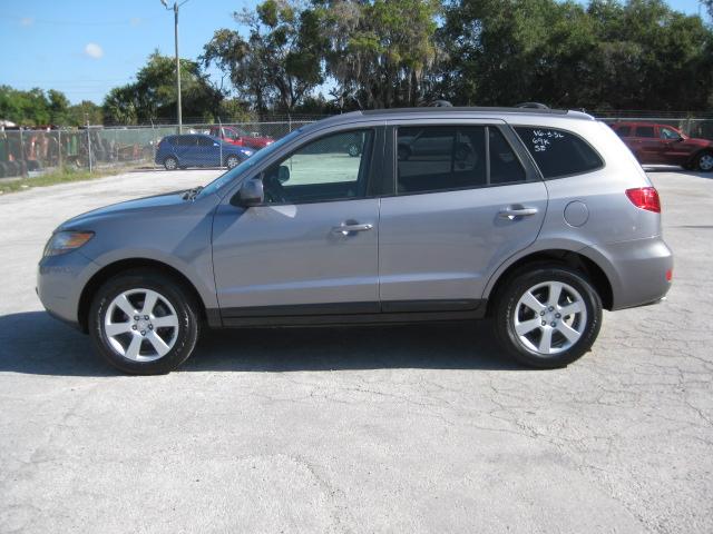 Hyundai Santa Fe SE Sport Utility