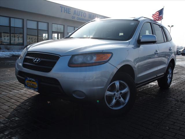 Hyundai Santa Fe SE Sedan 4D Sport Utility