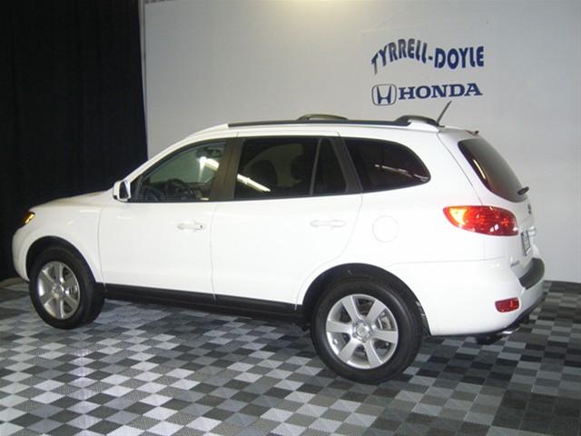 Hyundai Santa Fe SE Sport Utility