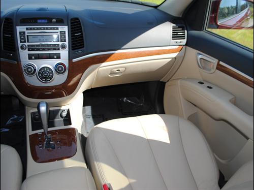Hyundai Santa Fe 2008 photo 1