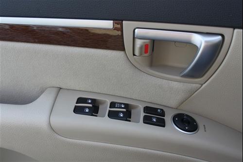 Hyundai Santa Fe 2008 photo 2