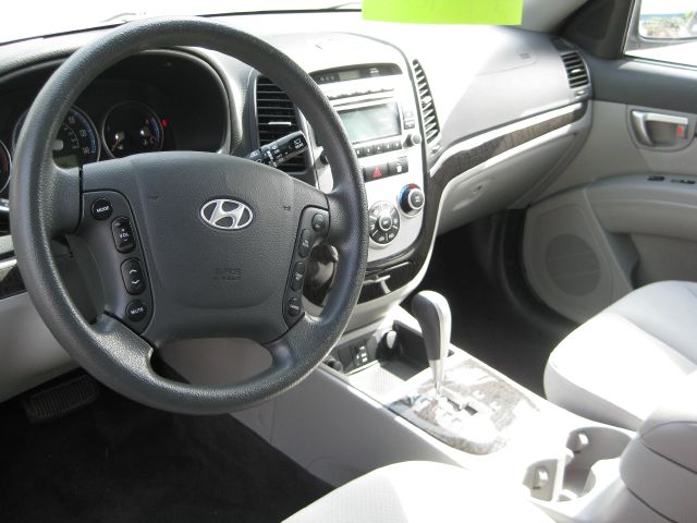 Hyundai Santa Fe 2009 photo 2