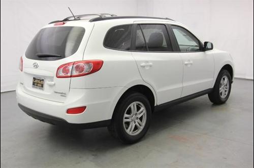 Hyundai Santa Fe 2010 photo 1