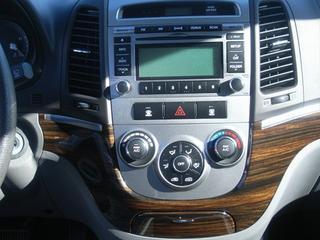 Hyundai Santa Fe 2010 photo 3