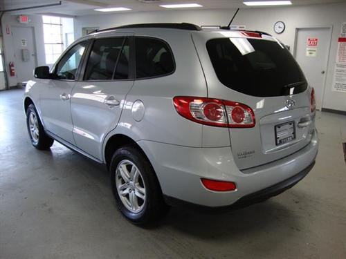 Hyundai Santa Fe 2010 photo 3