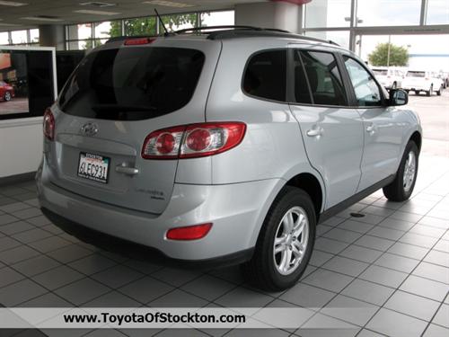 Hyundai Santa Fe 2010 photo 3