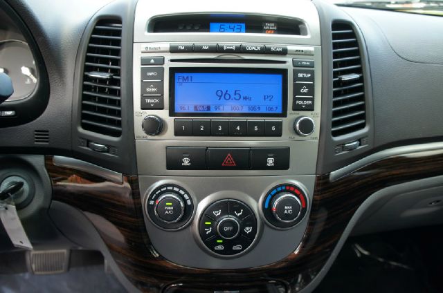 Hyundai Santa Fe 2010 photo 11