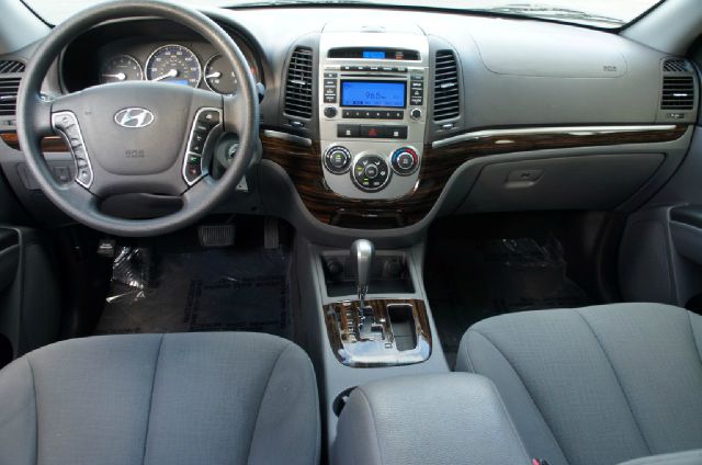 Hyundai Santa Fe 2010 photo 20