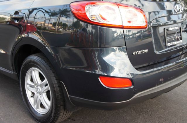 Hyundai Santa Fe 2010 photo 23