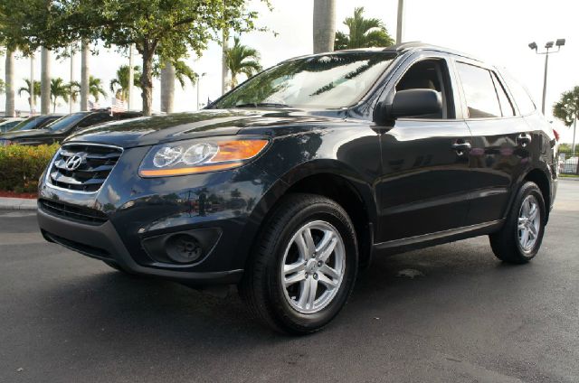 Hyundai Santa Fe 2010 photo 3