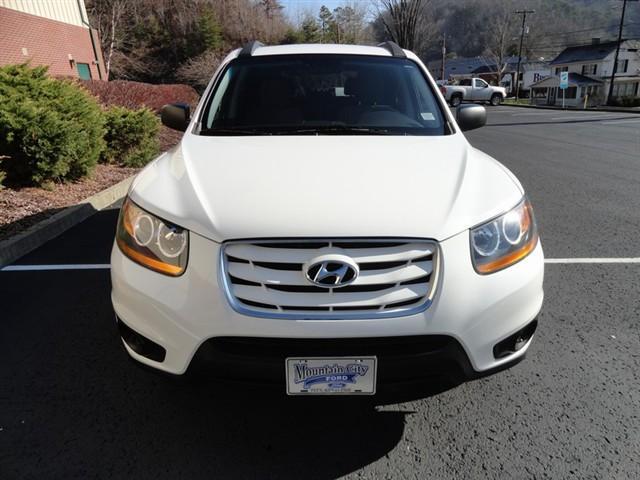 Hyundai Santa Fe 2010 photo 3