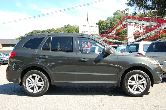 Hyundai Santa Fe 2010 photo 3