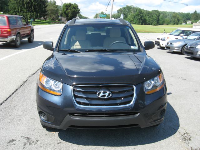 Hyundai Santa Fe ES Manual SUV