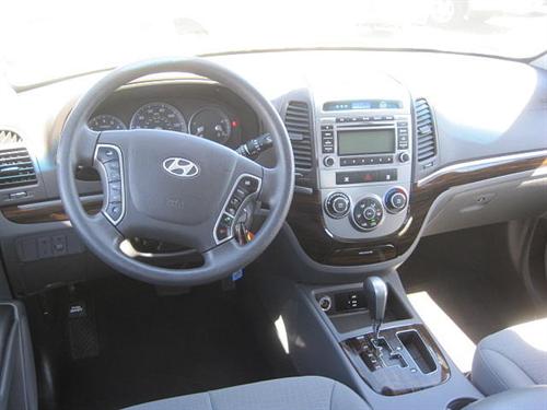 Hyundai Santa Fe 2010 photo 2