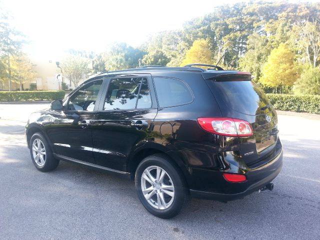 Hyundai Santa Fe 2011 photo 3