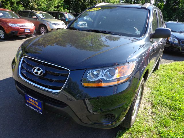 Hyundai Santa Fe 2011 photo 2