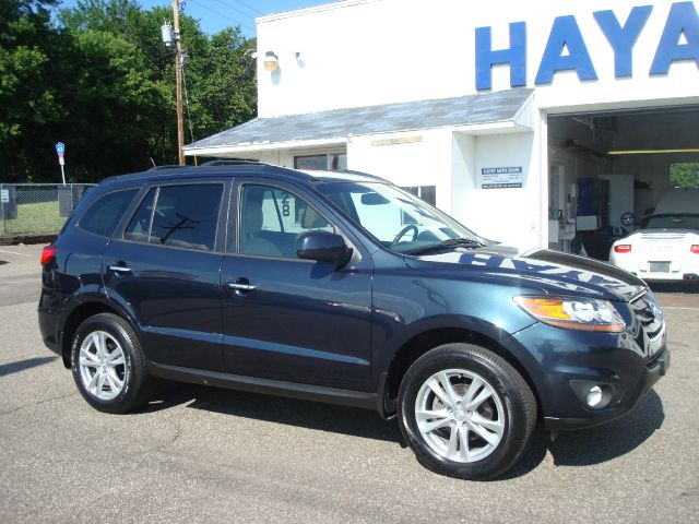 Hyundai Santa Fe 2011 photo 2