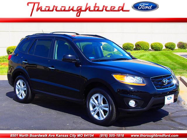 Hyundai Santa Fe 2011 photo 1