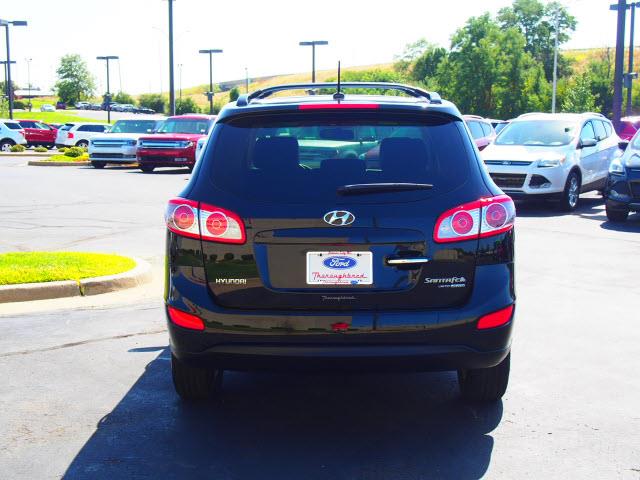 Hyundai Santa Fe 2011 photo 4