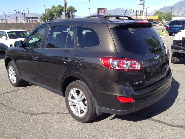 Hyundai Santa Fe 2011 photo 1