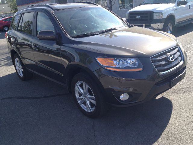 Hyundai Santa Fe 2011 photo 4