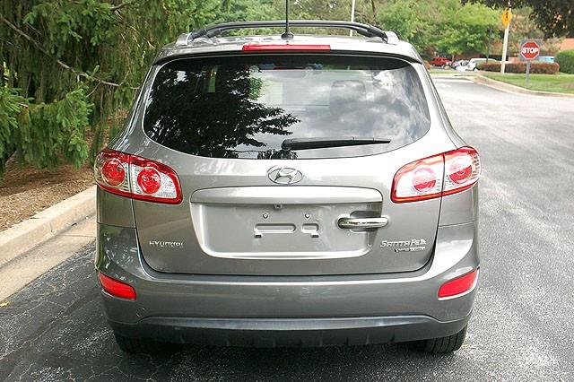 Hyundai Santa Fe SVM SUV