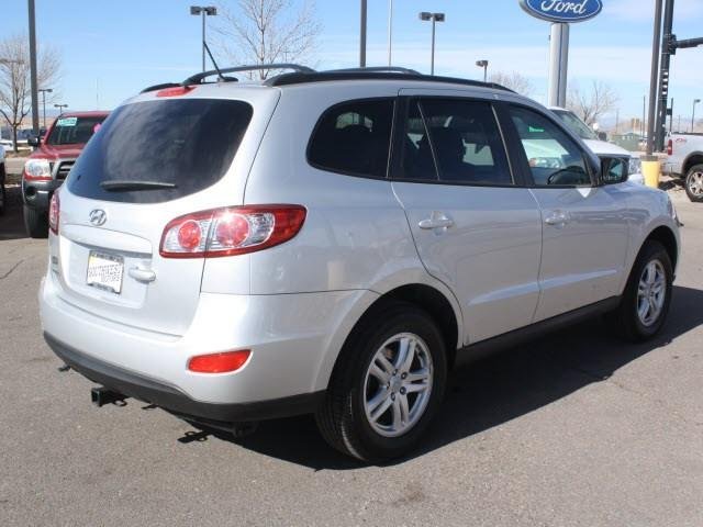 Hyundai Santa Fe 2012 photo 2