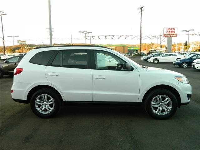 Hyundai Santa Fe 2012 photo 3