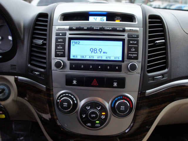 Hyundai Santa Fe 2012 photo 4