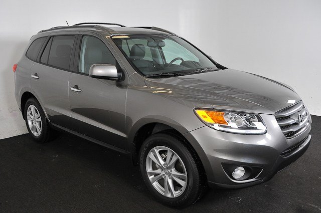 Hyundai Santa Fe 2012 photo 3