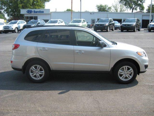 Hyundai Santa Fe 2012 photo 4