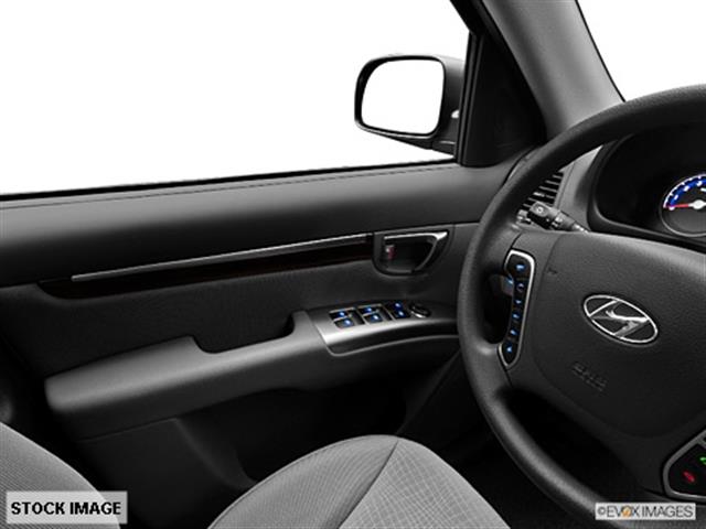 Hyundai Santa Fe 2012 photo 4