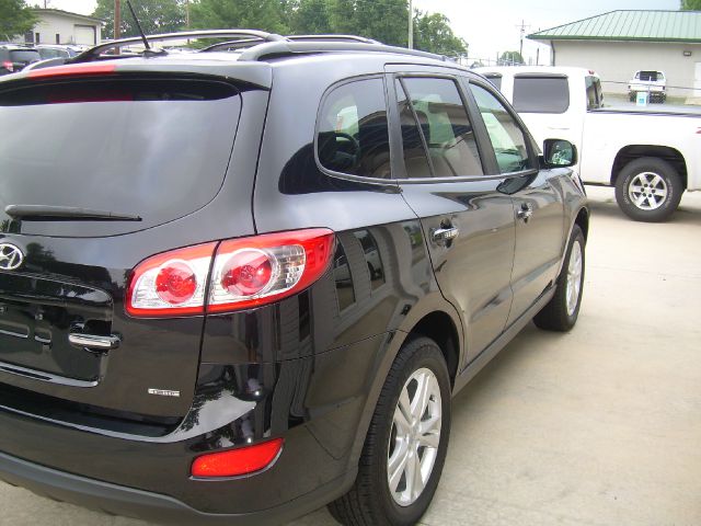 Hyundai Santa Fe 2012 photo 2