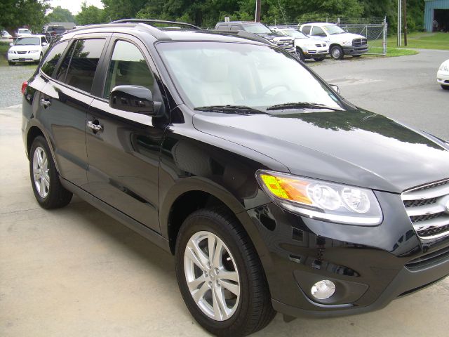 Hyundai Santa Fe 2012 photo 3