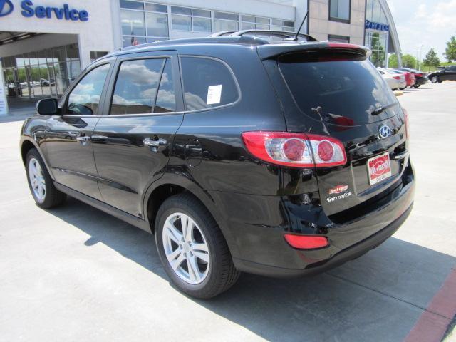 Hyundai Santa Fe 2012 photo 2
